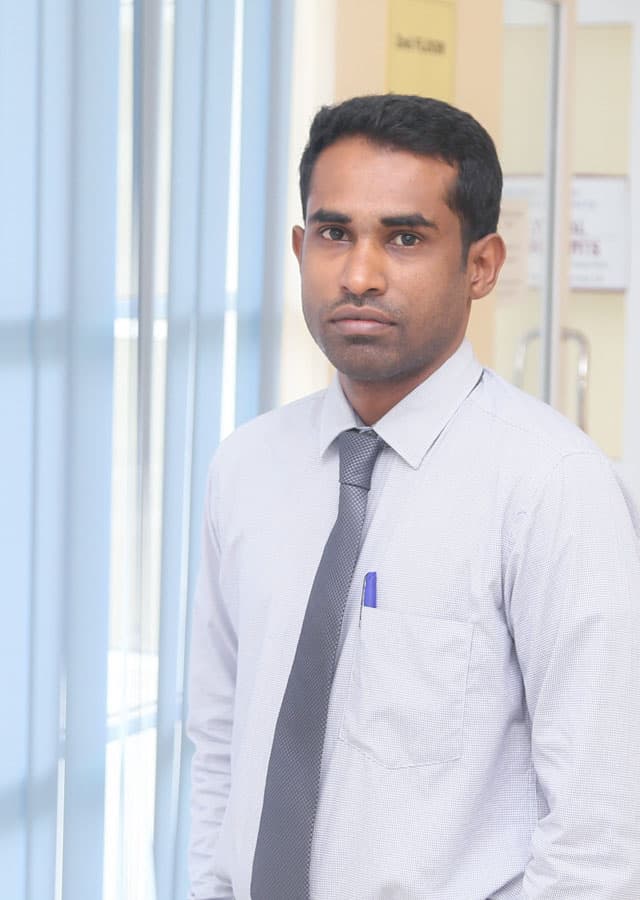 Dr. Lakmal Jayarathne