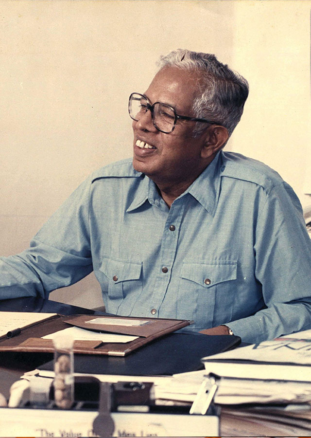 Professor Cyril Ponnamperuma